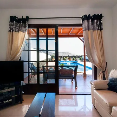 Minstrel Villa